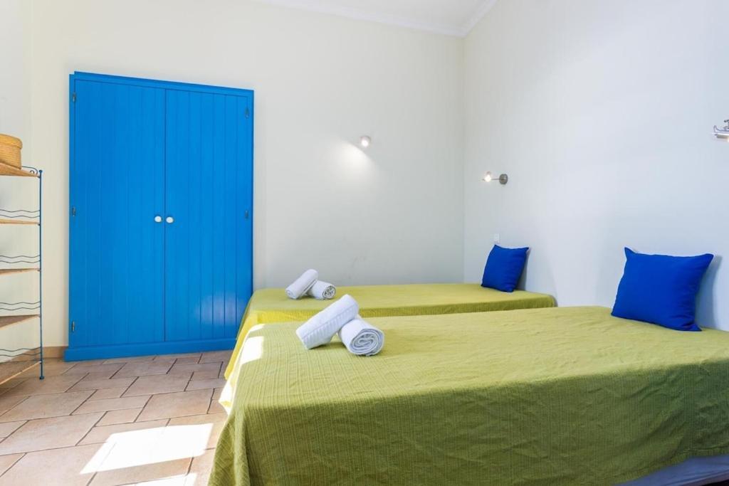 Refurbished Beachfront House, Pool, Ac, Wifi, Albufeira, Sea View Экстерьер фото