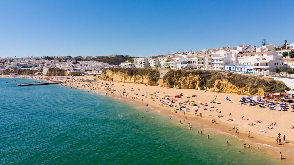 Refurbished Beachfront House, Pool, Ac, Wifi, Albufeira, Sea View Экстерьер фото
